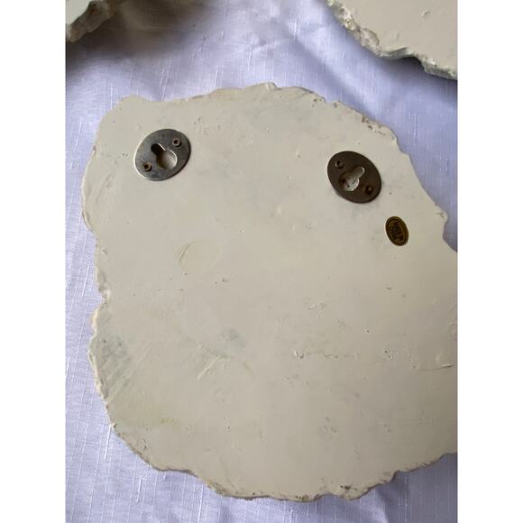 Set of 3 Sea Shell Wall Art 3-D, rough sand-like plaster or resin Apx 7-8" EUC - Picture 9 of 13